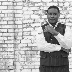 Meet your Posher, Raymond